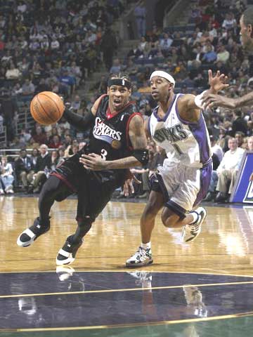 梅开二度助那不勒斯战胜尤文，霍伊伦当选全场最佳球员（双响引领那不勒斯力克尤文，霍伊伦荣膺全场MVP）