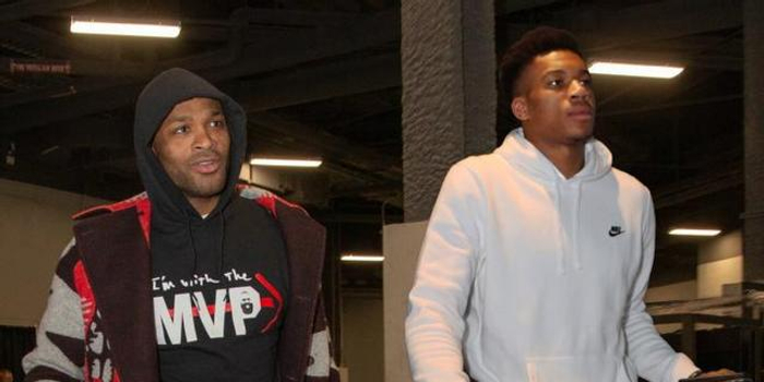 伊尔迪兹：胜利永远属于全队，我很高兴能为戴维送出助攻（伊尔迪兹：胜利属于整个团队，能为戴维送出助攻让我很开心）