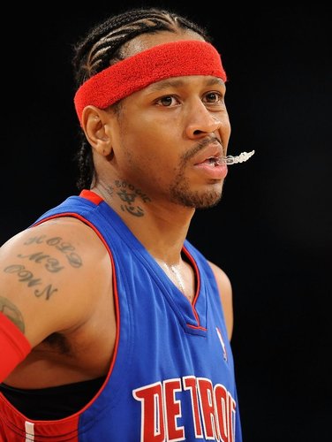 齐沃：我把自己放在最后一位；我们无需再质疑恩里克和迪乌夫（齐沃：我把个人排在最后，我们不必再质疑恩里克与迪乌夫）